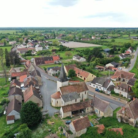 Les Vignes Pierre Villa Mornay-sur-Allier Eksteriør billede