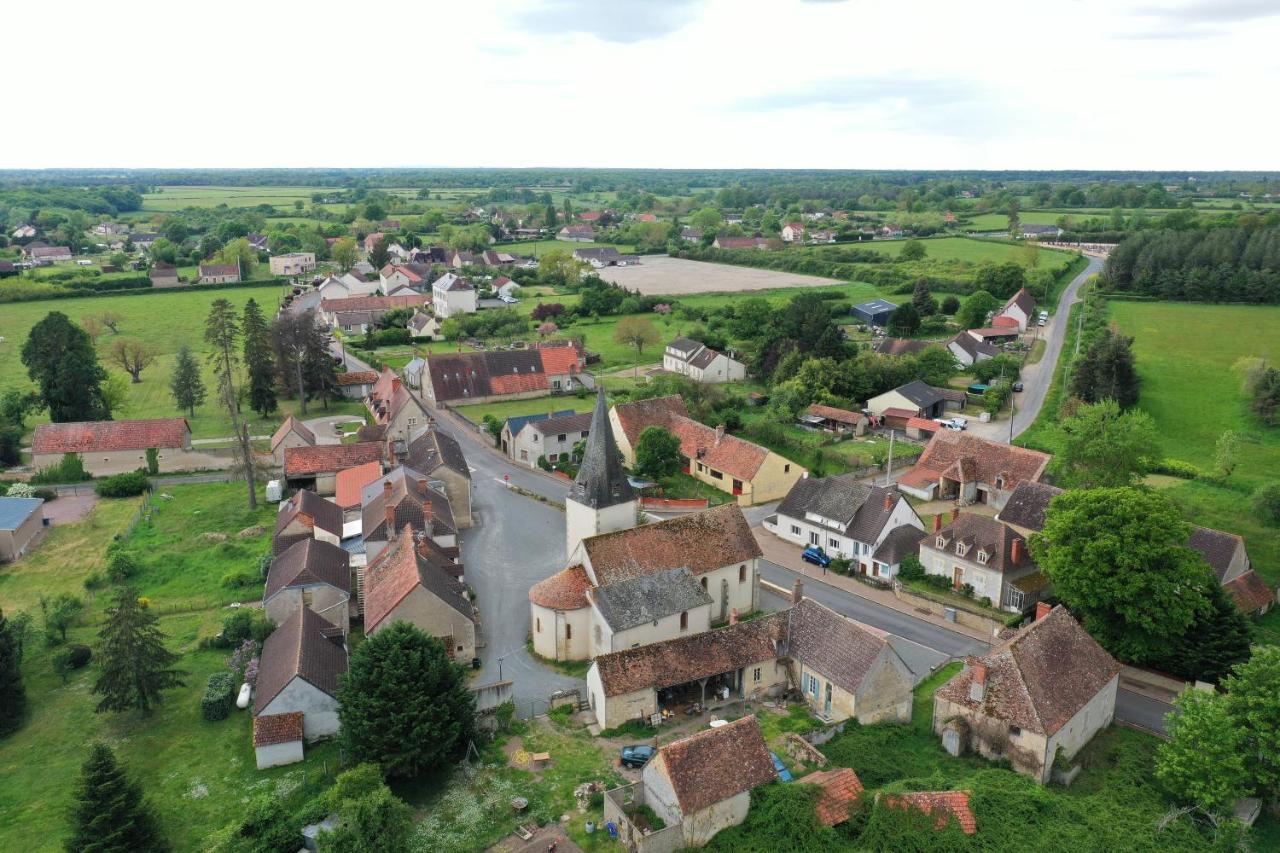 Les Vignes Pierre Villa Mornay-sur-Allier Eksteriør billede